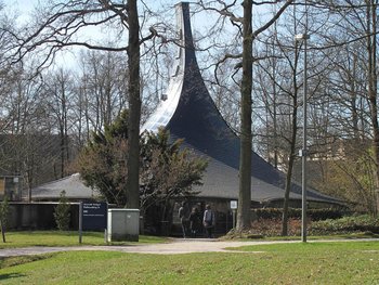 Institut für leichte Flächentragwerke in Stuttgart-Vaihingen. Foto: Kamahele/Wikimedia