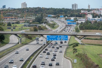 Mobilitätsdrehscheibe ...