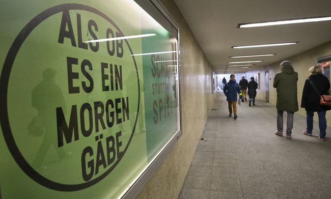 Als es noch kein Corona gab: Werbung für ein Theaterstück am Stuttgarter Schauspiel. Foto: Joachim E. Röttgers