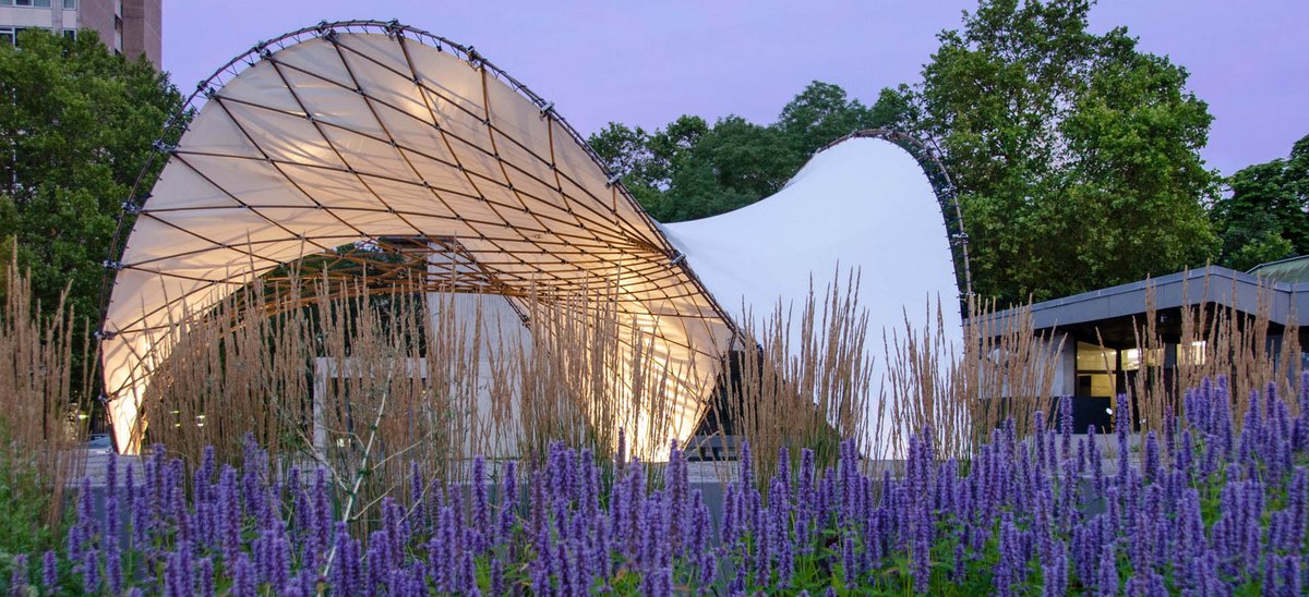 Experimental-Pavillon auf dem Uni-Campus im Stuttgarter Stadtgarten. Foto: ©BioMat am ITKE/ Universität Stuttgart/Masih Imani