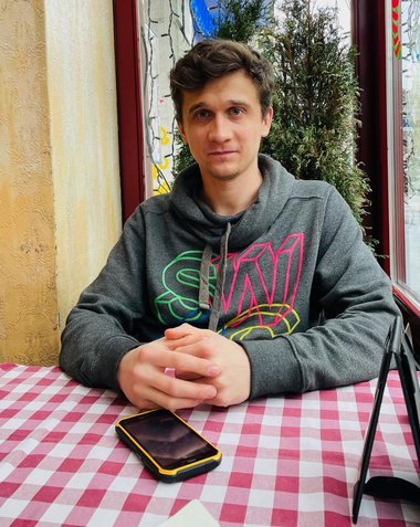 Taras Bilous: Historiker, Ex-Redakteur einer linken Zeitschrift und Aktivist der Gruppe Sozialny Ruch.