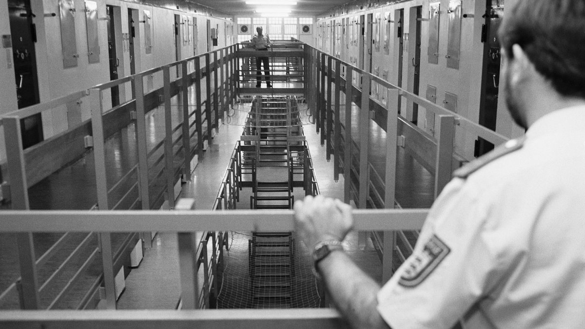 Das Gefängnis ist bekannter als der Stadtteil: Stammheim in Stuttgart, 1990. Fotos: Joachim E. Röttgers