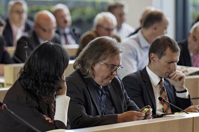 Bürgermeister-Kandidat ohne Alternative: Peter Pätzold (Mitte). 