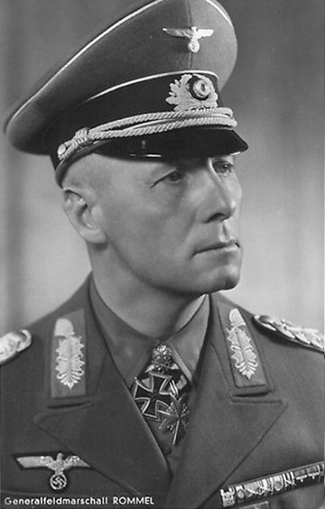Generalfeldmarschall Erwin Rommel aka "Wüstenfuchs" um 1942/43. Foto: Bundesarchiv, Bild 146-1973-012-43, <a href="https://creativecommons.org/licenses/by-sa/3.0/de/deed.en" title="Creative Commons Attribution-Share Alike 3.0 de">CC BY-SA 3.0 de</a> Generalfeldmarschall Erwin Rommel aka "Wüstenfuchs" um 1942/43. Foto: Bundesarchiv, Bild 146-1973-012-43, <a href="https://creativecommons.org/licenses/by-sa/3.0/de/deed.en" title="Creative Commons Attribution-Share Alike 3.0 de">CC BY-SA 3.0 de</a>, <a href="https://commons.wikimedia.org/w/index.php?curid=5418950">Link</a>