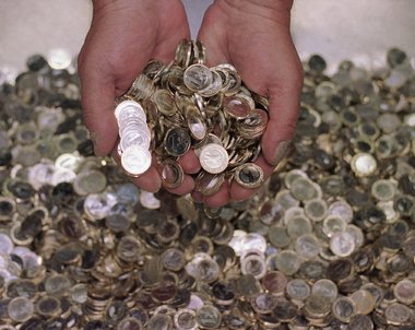 Viel Steuergeld für Spitzel. Foto: Joachim E. Röttgers