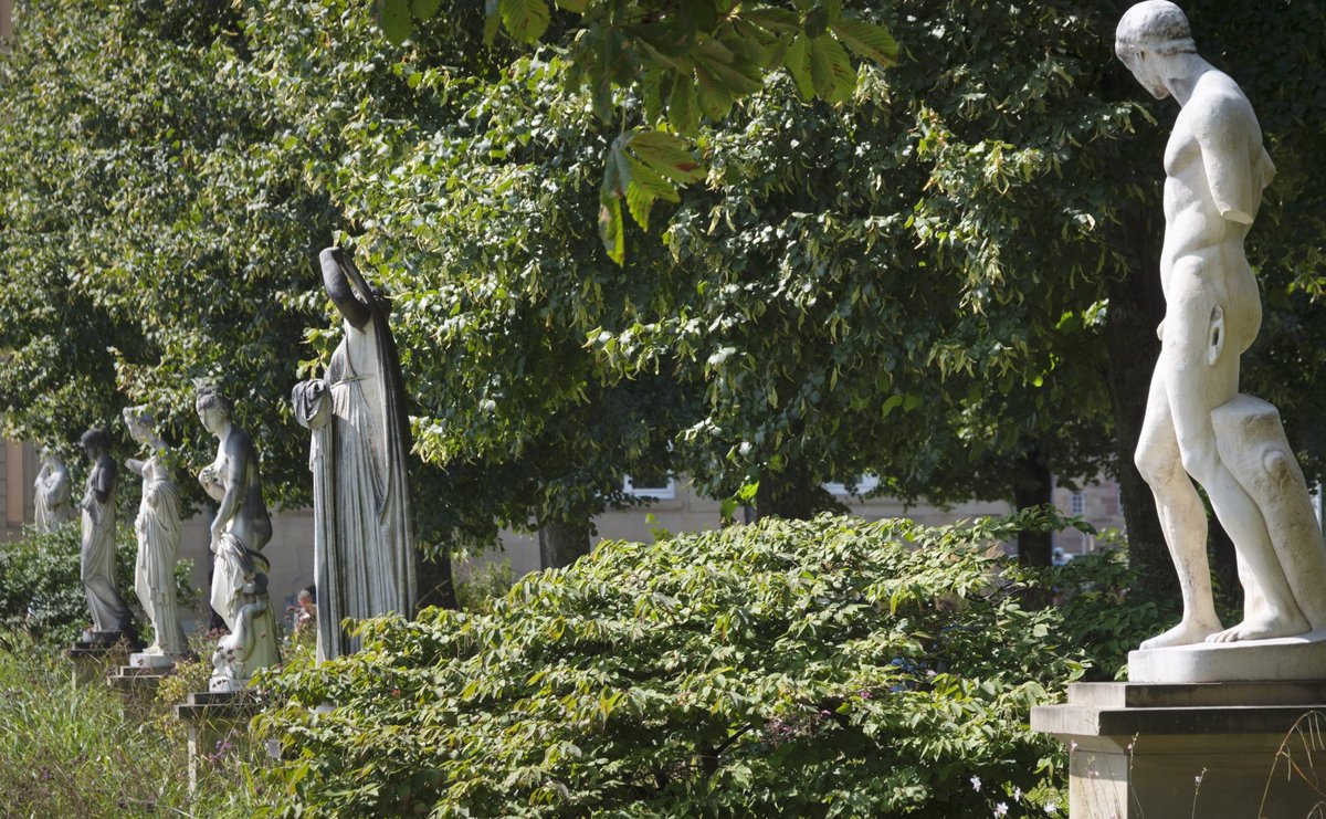 Noch mehr Nackedeis aus derselben Hand. Dannecker war Hofbildhauer von König Wilhelm I. von Württemberg.