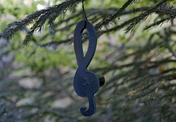 Geocache, versteckt im Wald. Foto: Joachim E. Röttgers