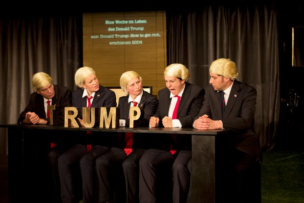 Jeder darf mal Trump sein: Christoph Franz, Barbara von Münchhausen, Gundi-Anna Schick, Schirin Brendel, Boris Rosenberger (v.l.).