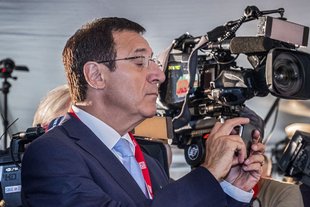 Reinhart bei der S-21-Grundsteinlegung.