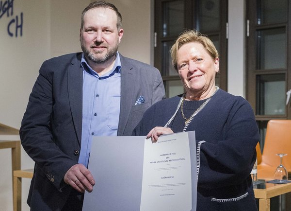 Ihre neue Rolle sei ausgesprochen wohltuend, findet Susanne Eisenmann. Hier mit Bäckermeister Björn Wiese. Foto: Piotr Bialoglowicz