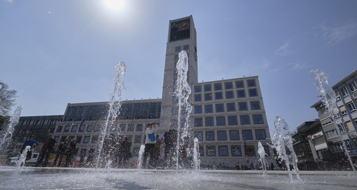 Das Stuttgarter Rathaus: Wer ist hier der Chef? Foto: Joachim E. Röttgers