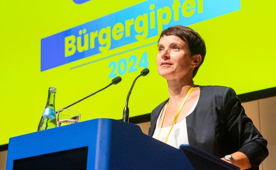 Der Bürgergipfel ruft auch Ex-AfD-Chefin Frauke Petry auf den Plan. 
