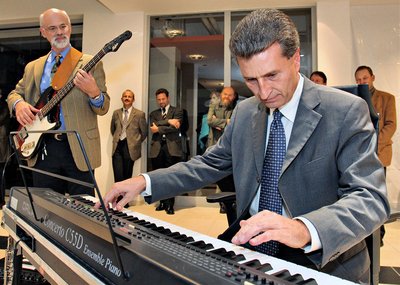 Gibt von Brüssel aus noch immer den Ton an: Geburtstagskind und EU-Kommissar Günther Oettinger. Foto: Martin Storz