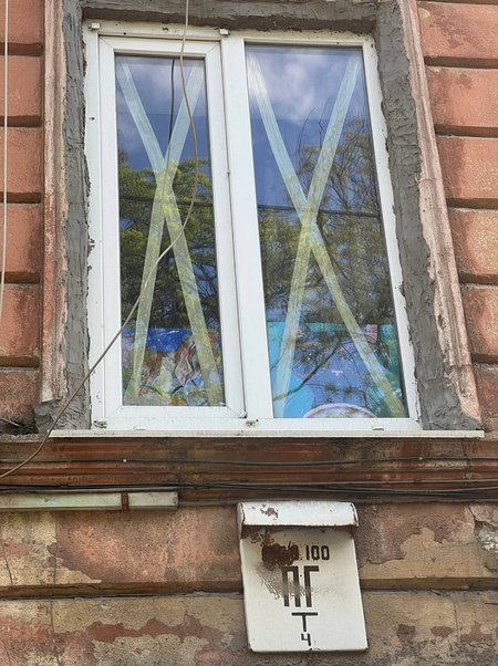 Klebestreifen sind etwas Konkretes, sie helfen bei Druckwellen.