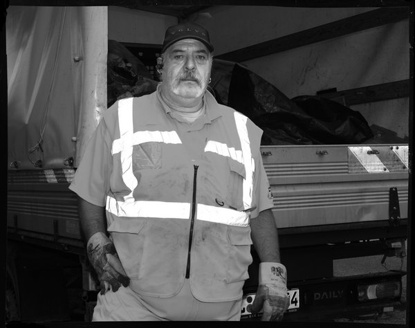 Mit Stolz und Würde begegnet er Schwellies und seiner Kamera.