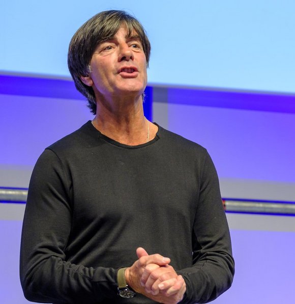 Joachim Löw beim Jahrestreff des Verbands der Zeitungsverleger 2017. Foto: Joachim E. Röttgers