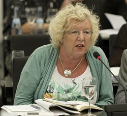 Die SPD-Abgeordnete Rita Haller-Haid beweifelt Funkes Aufklärungswillen.