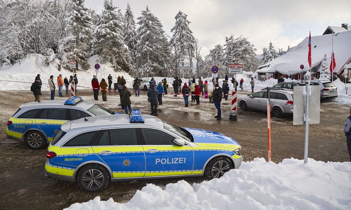 Treffpunkt ist der Parkplatz vor dem Höhenhotel Unterstmatt.