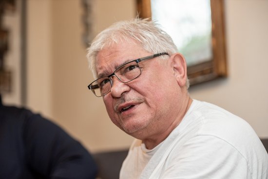 Namen wie Knebo oder Wangelo akzeptierten deutsche Behörden nicht, erzählt Peter Reinhardt. Deshalb hat man getrickst. Foto: Jens Volle