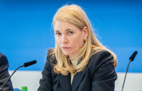 Evelyn Palla hat versprochen, "reinen Tisch" zu machen. Foto: Jens Volle