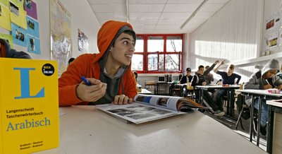 Ökonomen beziffern die Kosten für Flüchtlinge auf elf bis 14 Milliarden Euro – und lassen den Nutzen unberücksichtigt.