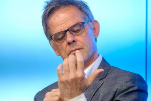 Regierungssprecher Rudi Hoogvliet will Bürgerbeteiligungsbemühungen intensivieren.