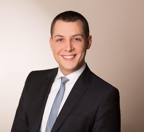 Bürgermeister Daniel Töpfer wollte das Vermögen der Kommune mehren. Hat nicht geklappt. Foto: Gemeinde Weissach