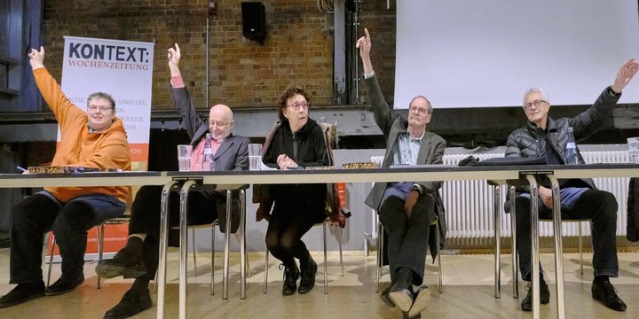 Kontext-Büroleiterin Sibylle Wais mit den Vorständen Johannes Rauschenberger, Anni Endress, Uli Reinhardt und Jürgen Klose (von links).