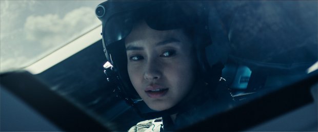 Lin Tang (Grace Huang) kämpft für die Menschheit und um einen riesigen Markt.