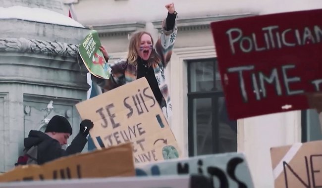 "Aktiv zu werden, macht es erträglich", sagt eine Alternatiba-Aktivistin.