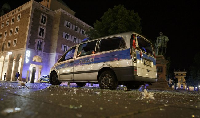 Stuttgarts Königstraße in der Nacht zum vergangenen Sonntag. Foto: Julian Rettig Stuttgarts Königstraße in der Nacht zum vergangenen Sonntag. Foto: Julian Rettig