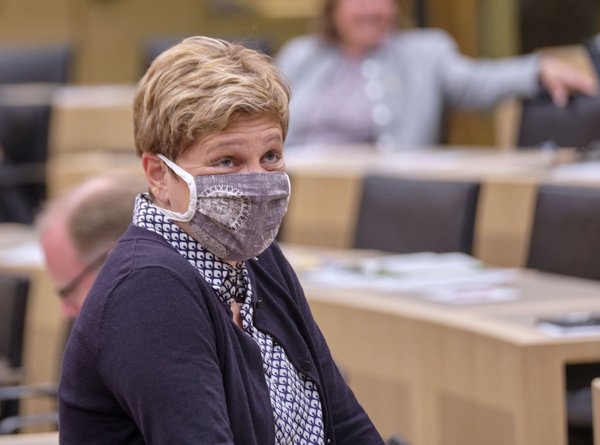 Hoffentlich erinnert sich keiner: Nicole Razavi (CDU) hat über Stuttgart 21 mitverhandelt. Hoffentlich erinnert sich keiner: Nicole Razavi (CDU) hat über Stuttgart 21 mitverhandelt.