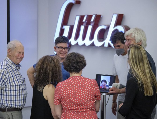 Es fühle sich an, wie nach Hause zu kommen: Fabian beim Empfang in der Geißstraße 7. Foto: Joachim E. Röttgers
