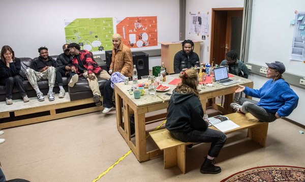 Für ausländische Studierende aus der Ukraine gilt nur der vorübergehende, visafreie Schutz von einem halben Jahr. 