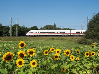 Die Bahn verliert kontinuierlich Fahrgäste, rechnet ihre Auslastung aber mit Taschenspielertricks schön. Foto: Deutsche Bahn AG