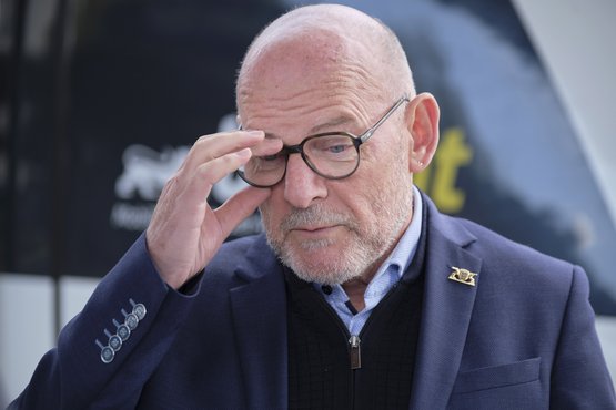 Verkehrsminister Winfried Hermann will Grenzwerte "möglichst ohne verkehrsbeschränkende Maßnahmen" einhalten. Foto: Joachim E. Röttgers