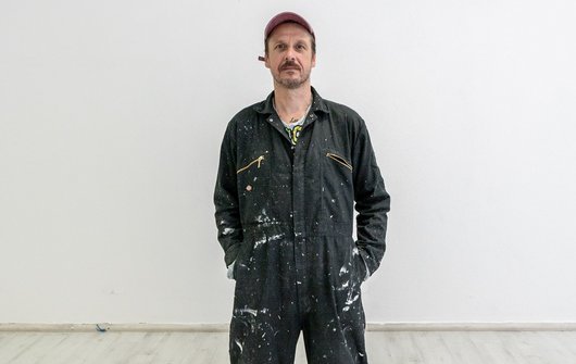 Thorsten Neumann hat die Wände seiner Galerie frisch gestrichen.