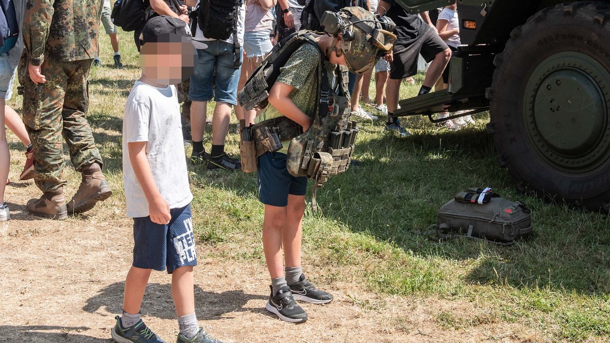 Früh übt sich – am Tag der offenen Bundeswehr 2023. Fotos: Jens Volle