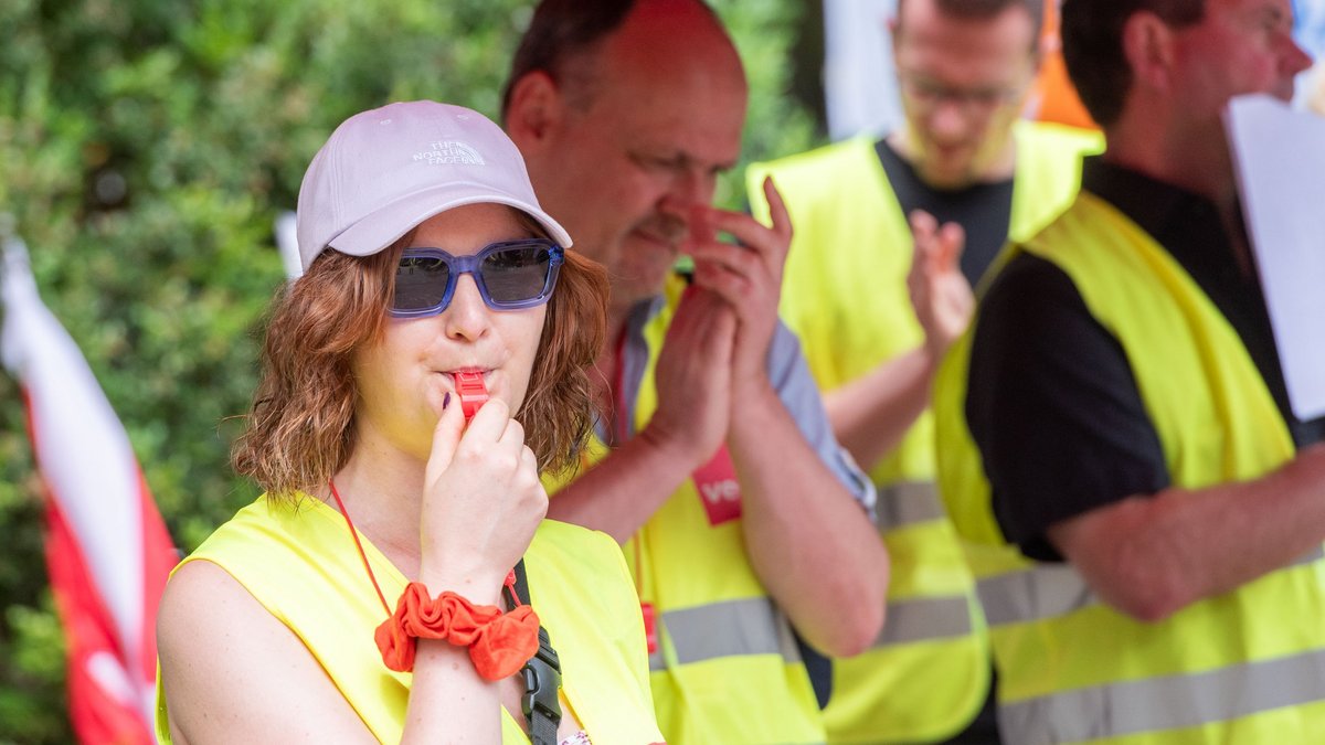 Jungredakteurin Laura Schindler kämpft beim SWR für bessere Arbeitsbedingungen. Fotos: Jens Volle
