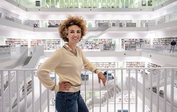 Vielschichtig: In Stuttgart, bei Loretta, stand sie zum ersten Mal als Sängerin auf der Bühne, ...