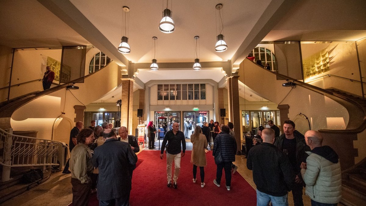 Nach langer Zeit wieder belebt: das Metropol-Kino in der Stuttgarter Innenstadt. Fotos: Jens Volle