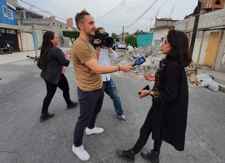 Moritz Osswald bei der Arbeit in Tláhuac.