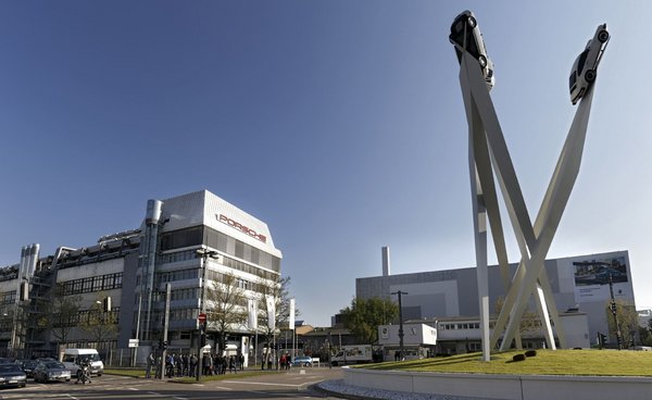 Die Rennautos auf Himmelfahrt. Fotos: Joachim E. Röttgers