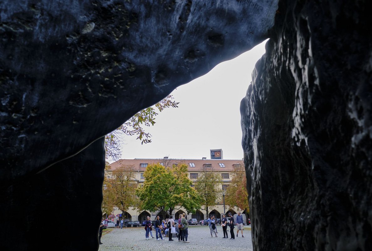 Am Stauffenbergplatz geht die Tour zu Ende. Schön war's. 