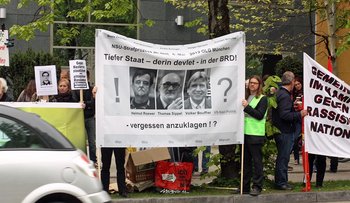 "Tiefer Staat BRD": Anti-NSU-Demo zum Prozessauftakt in München. Foto: Charlotte Moser