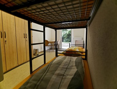 Klein aber teuer: Zimmer in Stuttgarter Flüchtlingsunterkunft.