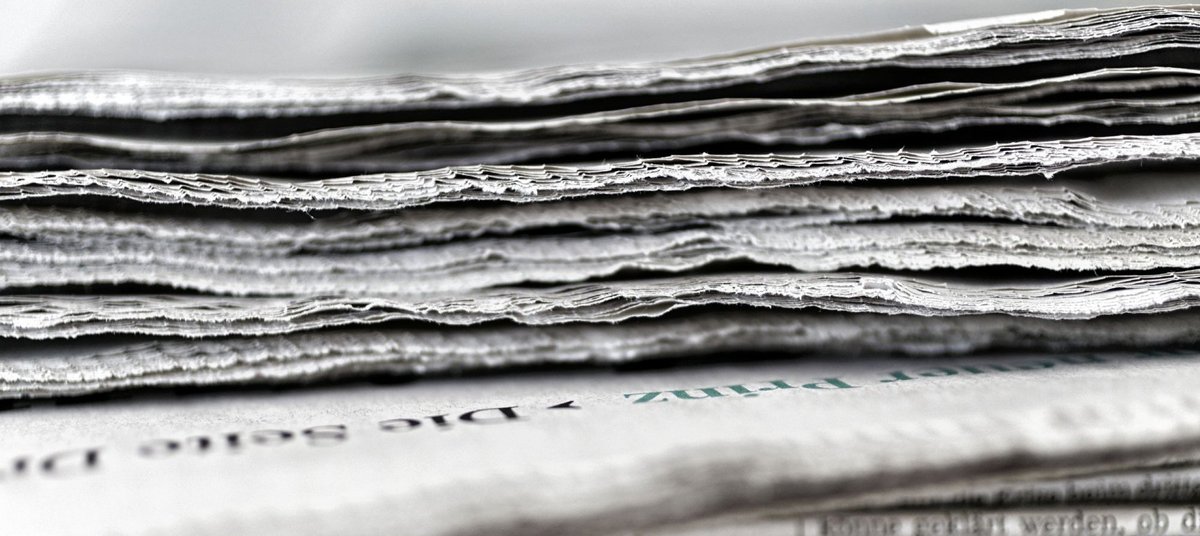 Im "Altpapier" landen nicht nur gedruckte Zeitungen – die Kolumne beobachtet ebenso die Online-Medien. Foto: Joachim E. Röttgers