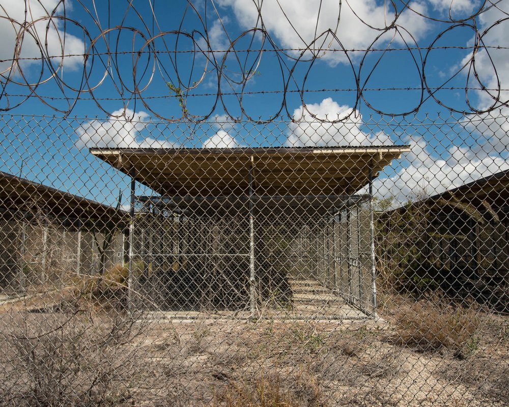 Camp X-Ray: Unterbringung der Insassen bis Ende April 2002. Kuba 2014.