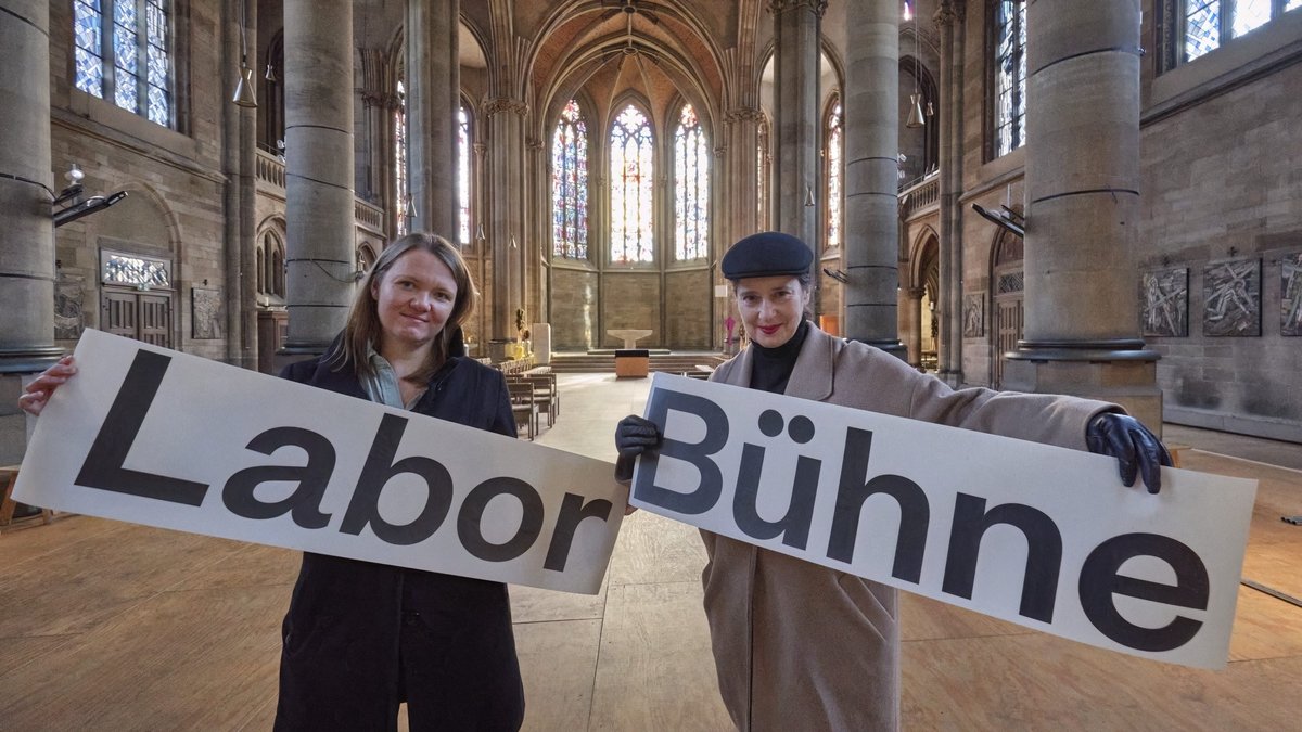 Romy Range und Anna Corcilius in der St. Maria Kirche. Fotos: Joachim E. Röttgers