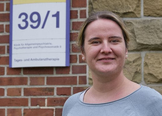 Bedrohungen sind bei der Arbeit ein dauernder Begleiter, erzählt Laura Lazarus. Bedrohungen sind bei der Arbeit ein dauernder Begleiter, erzählt Laura Lazarus.